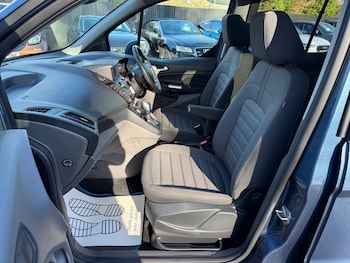 Used Ford Grand Tourneo Connect 2020 for sale - 77654370: Photo