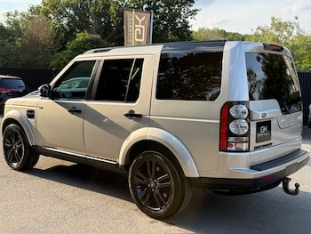 Used Land Rover Discovery 2015 for sale - 79114664: Photo