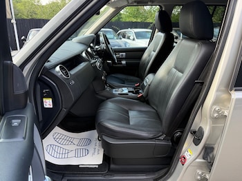 Used Land Rover Discovery 2015 for sale - 79114664: Photo