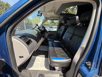 Used Volkswagen Transporter 2011 for sale - 79047337: Photo