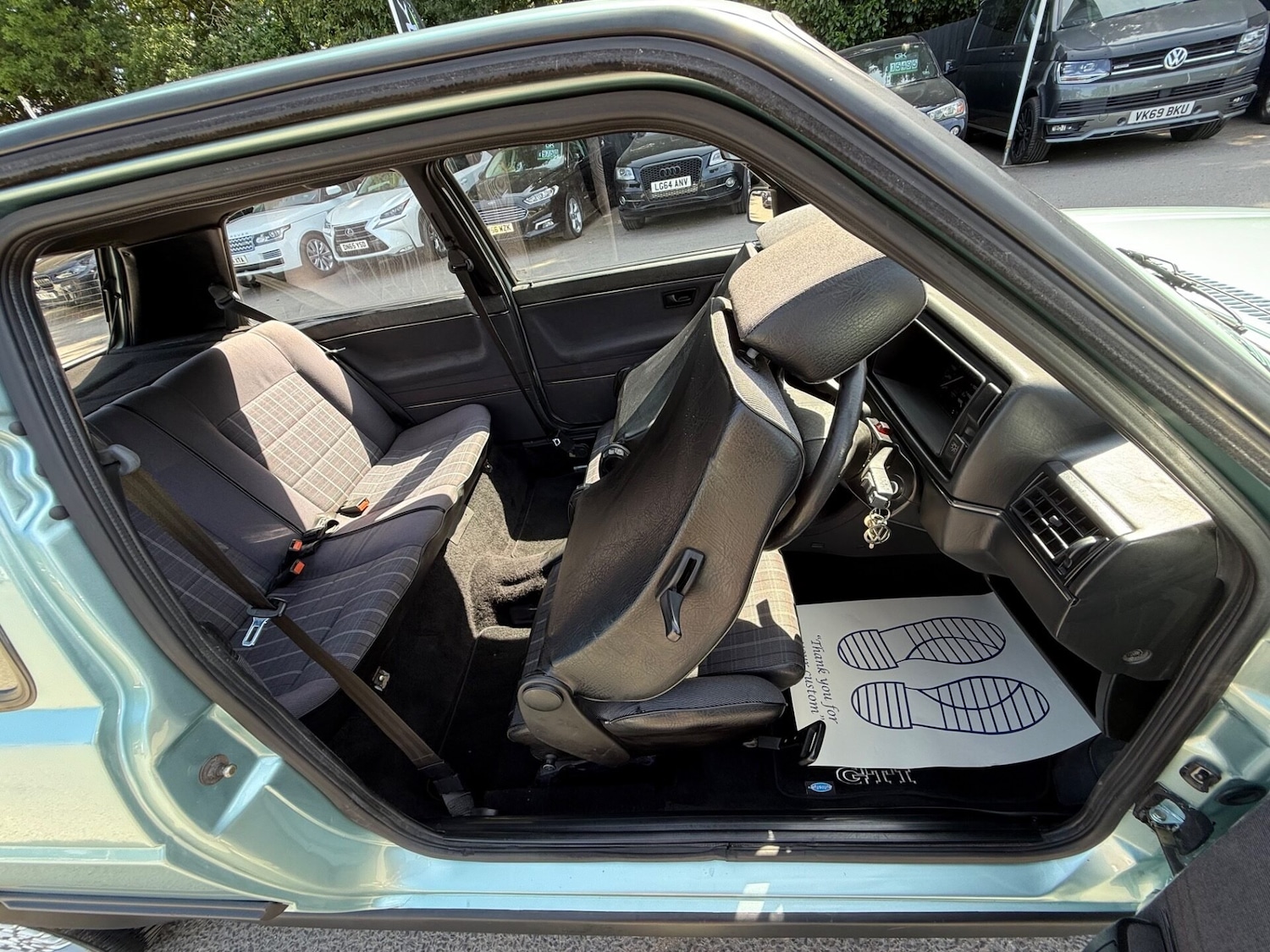 Vehicle 29