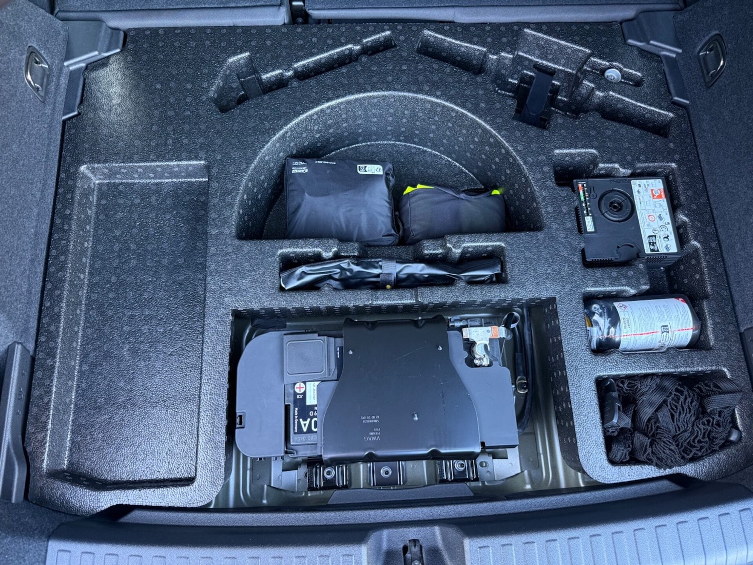 Used Audi RS3 2024 for sale - 77733824: Photo 64