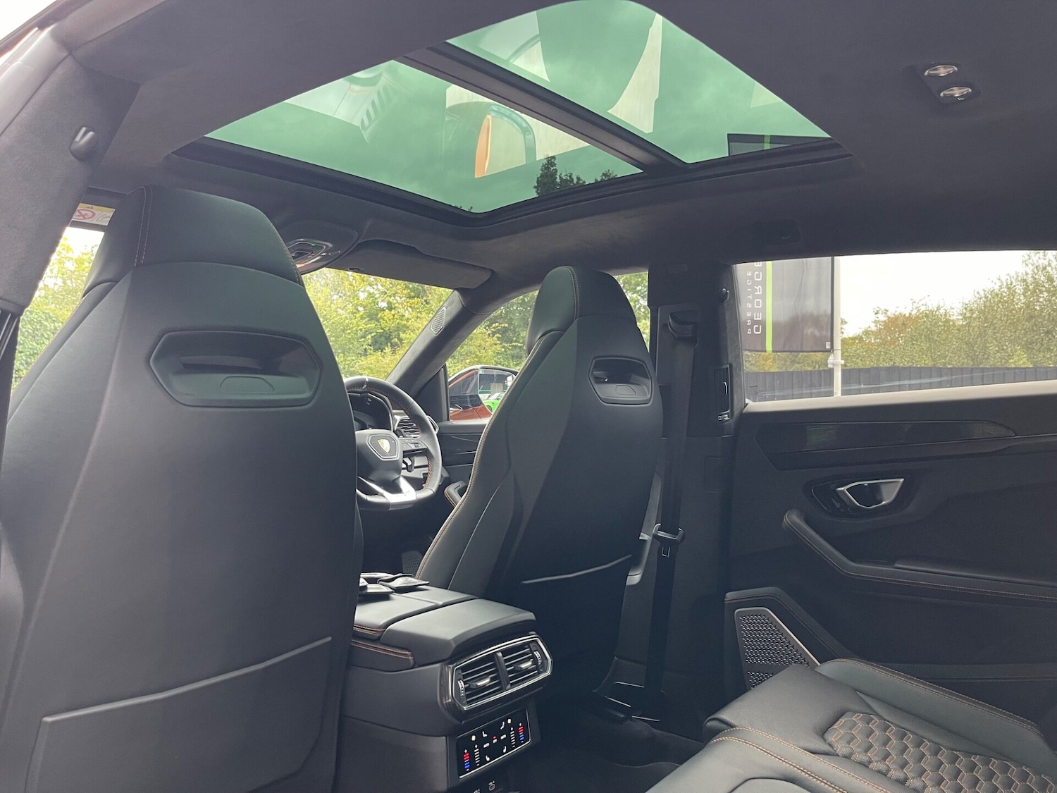 Used Lamborghini Urus 2022 for sale - 76750847: Photo 36