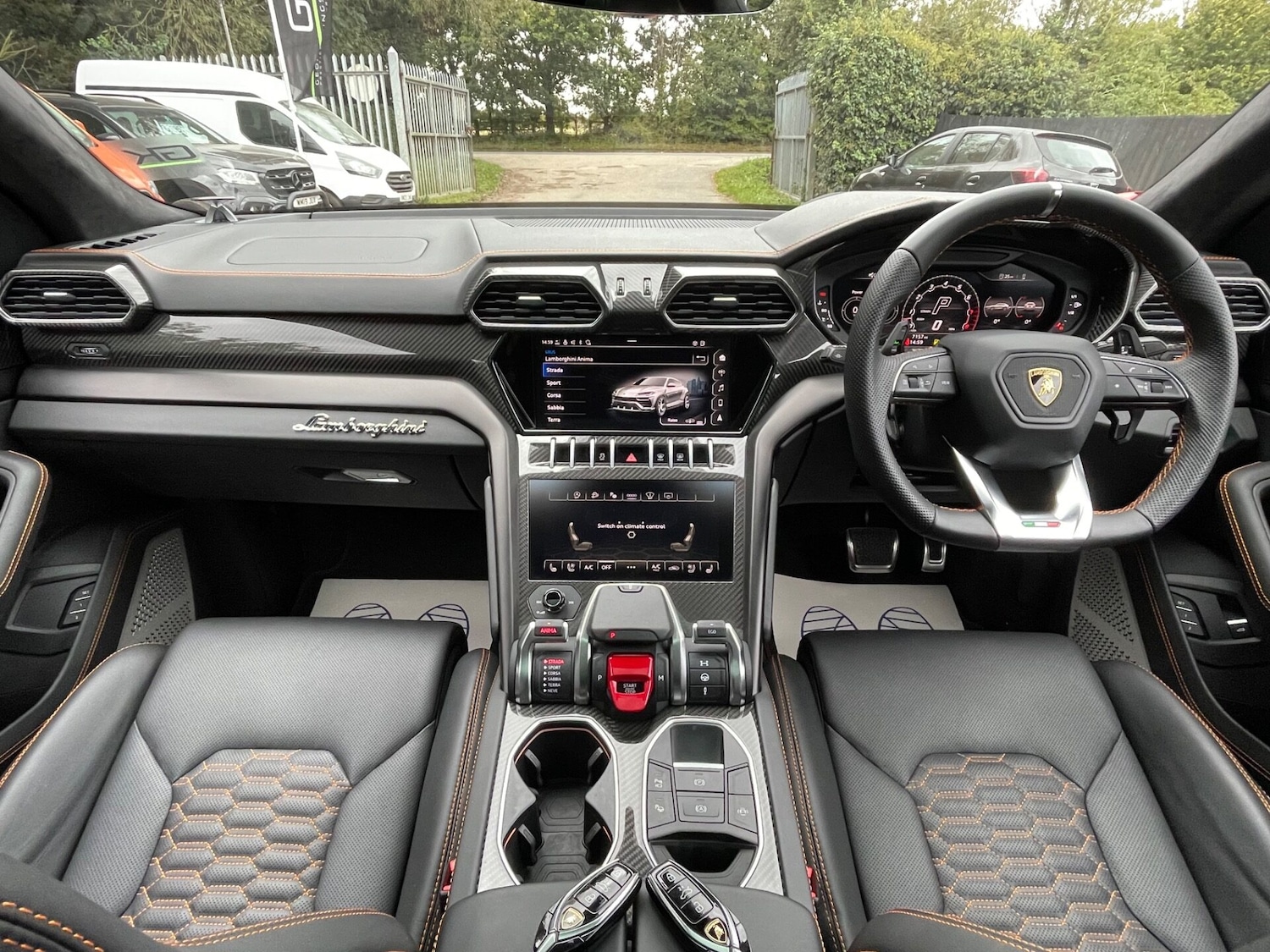 Used Lamborghini Urus 2022 for sale - 76750847: Photo 6