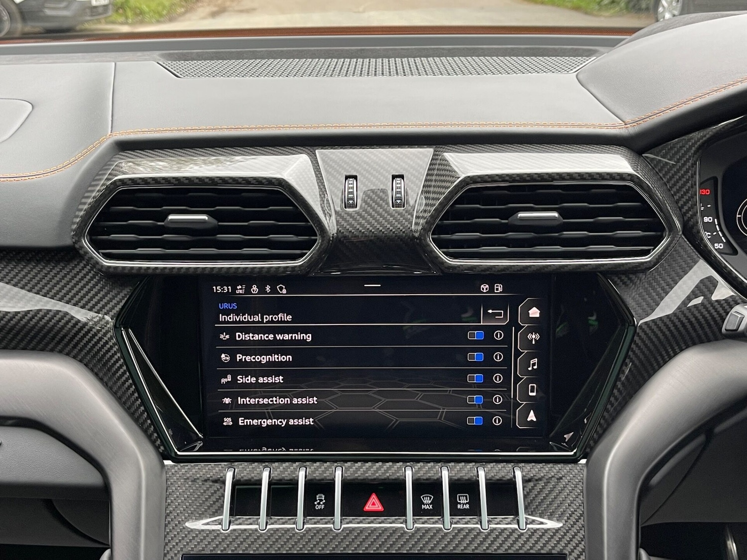 Used Lamborghini Urus 2022 for sale - 76750847: Photo 63