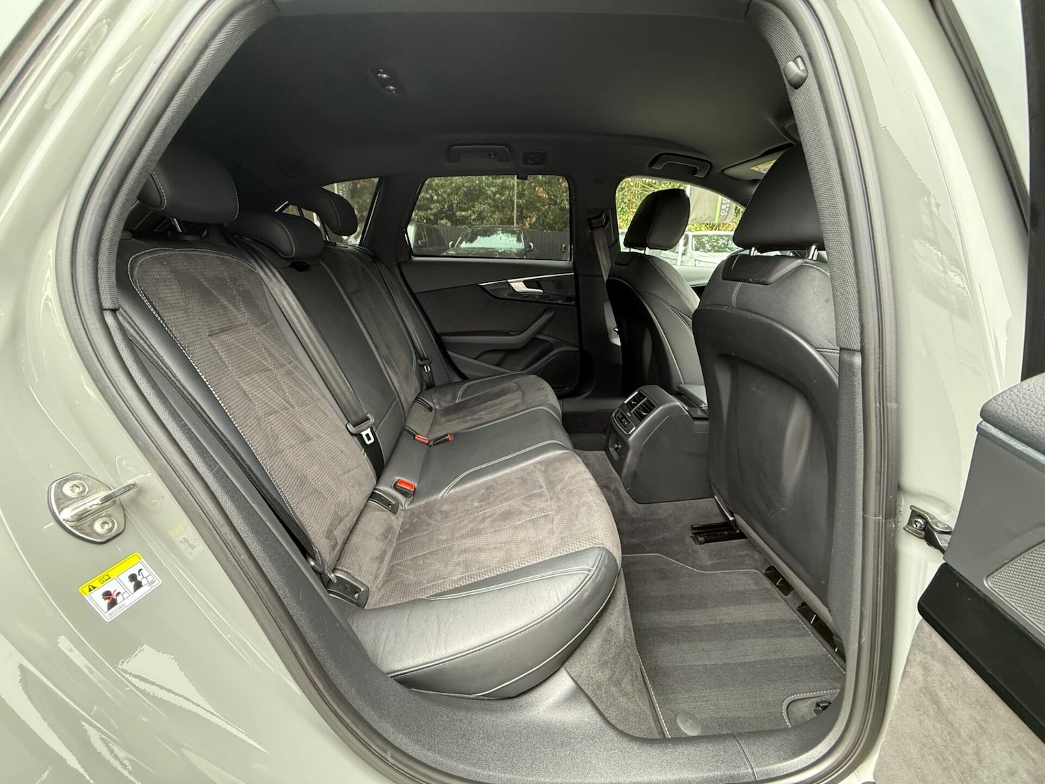 Used Audi A4 2019 for sale - 76156965: Photo 28