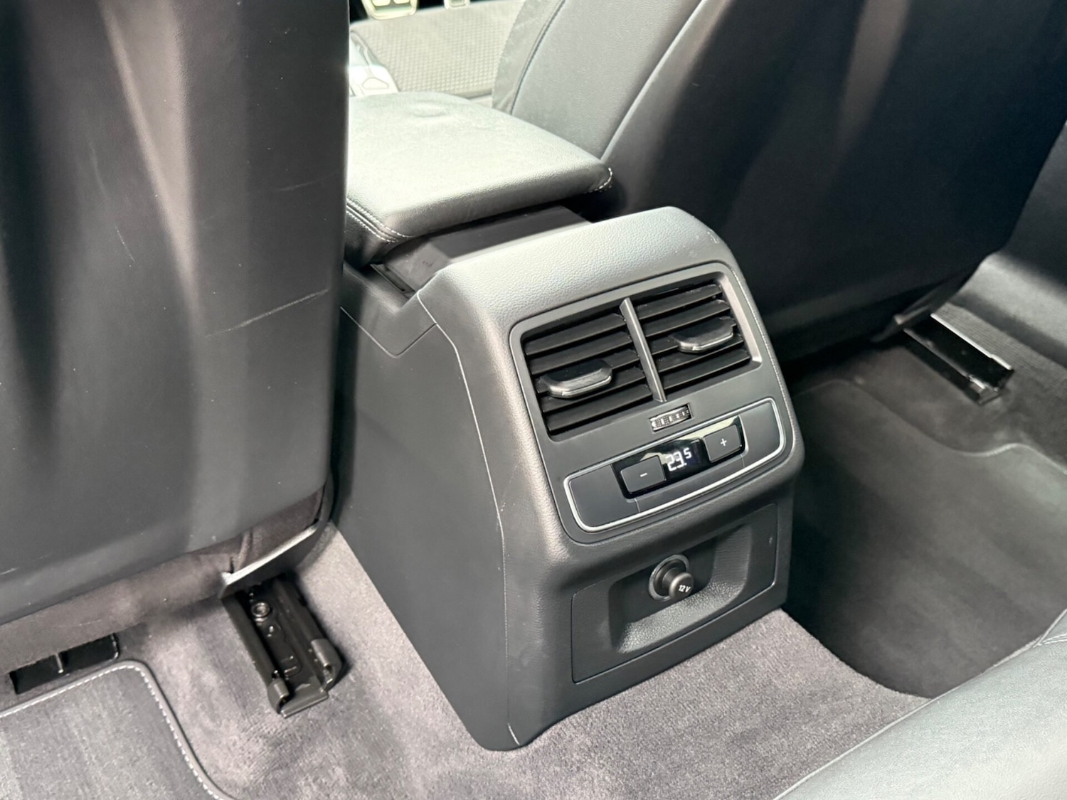 Used Audi A4 2019 for sale - 76156965: Photo 29