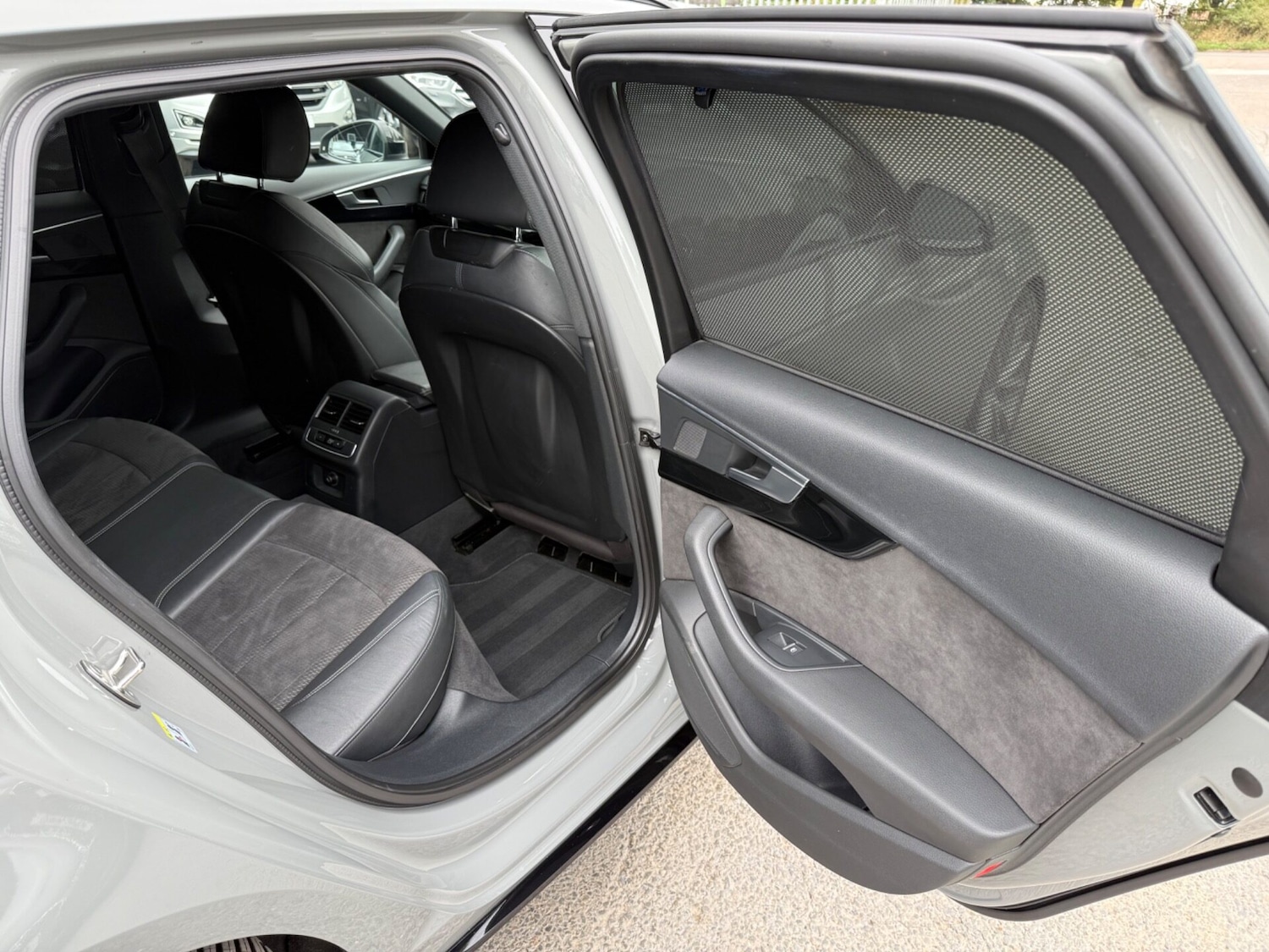 Used Audi A4 2019 for sale - 76156965: Photo 32