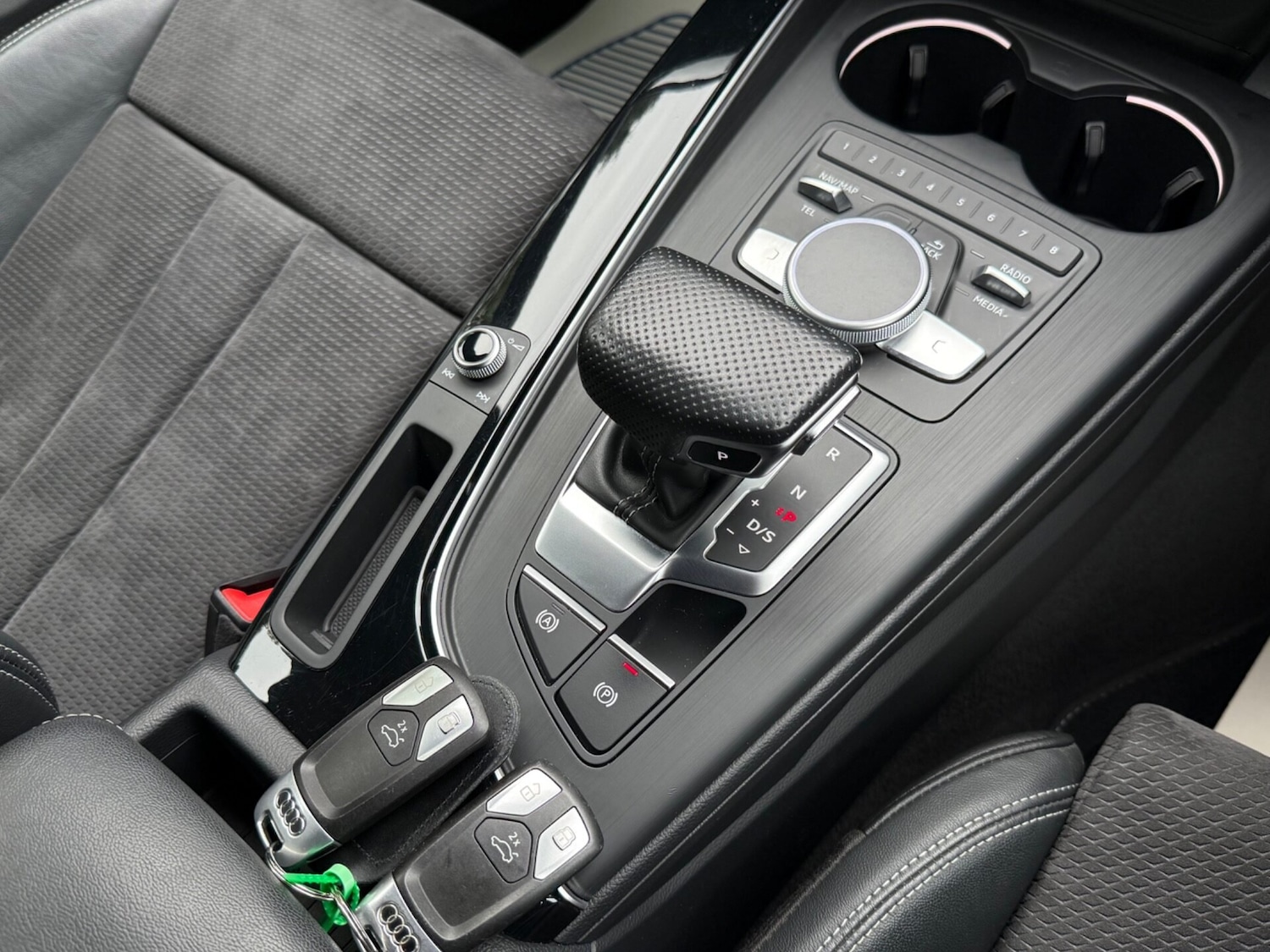 Used Audi A4 2019 for sale - 76156965: Photo 40
