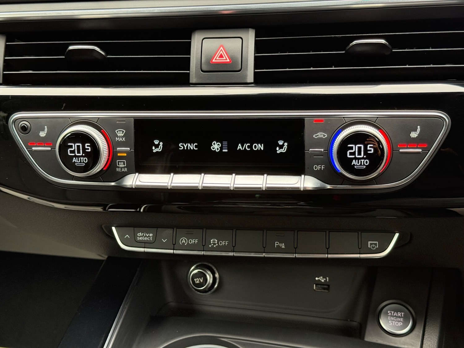 Used Audi A4 2019 for sale - 76156965: Photo 42