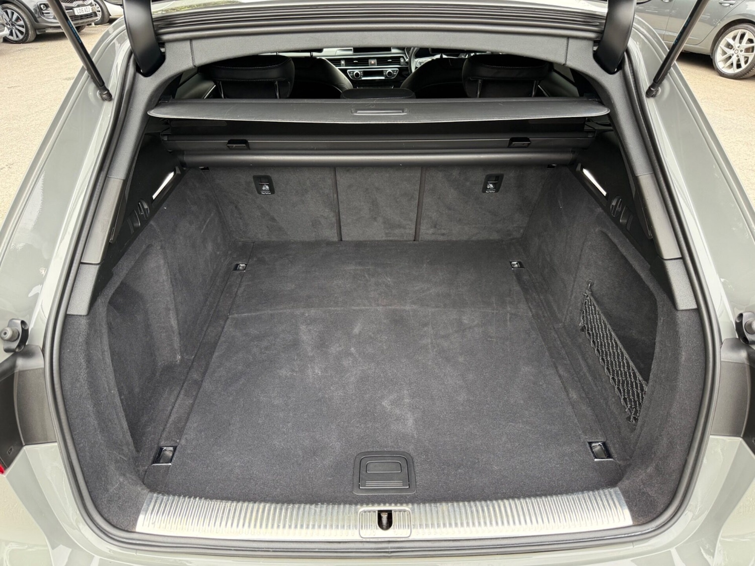 Used Audi A4 2019 for sale - 76156965: Photo 50