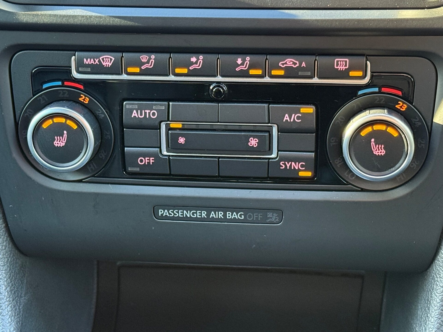 Used Volkswagen Golf 2012 for sale - 76762059: Photo 41