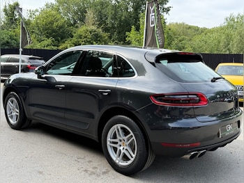 Used Porsche Macan 2018 for sale - 75425490: Photo
