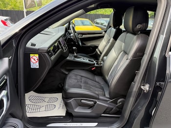 Used Porsche Macan 2018 for sale - 75425490: Photo