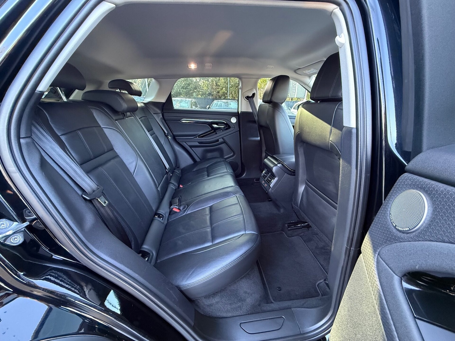 Used Land Rover Range Rover Evoque 2019 for sale - 77148021: Photo 29