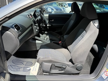 Used Volkswagen Scirocco 2010 for sale - 78858380: Photo