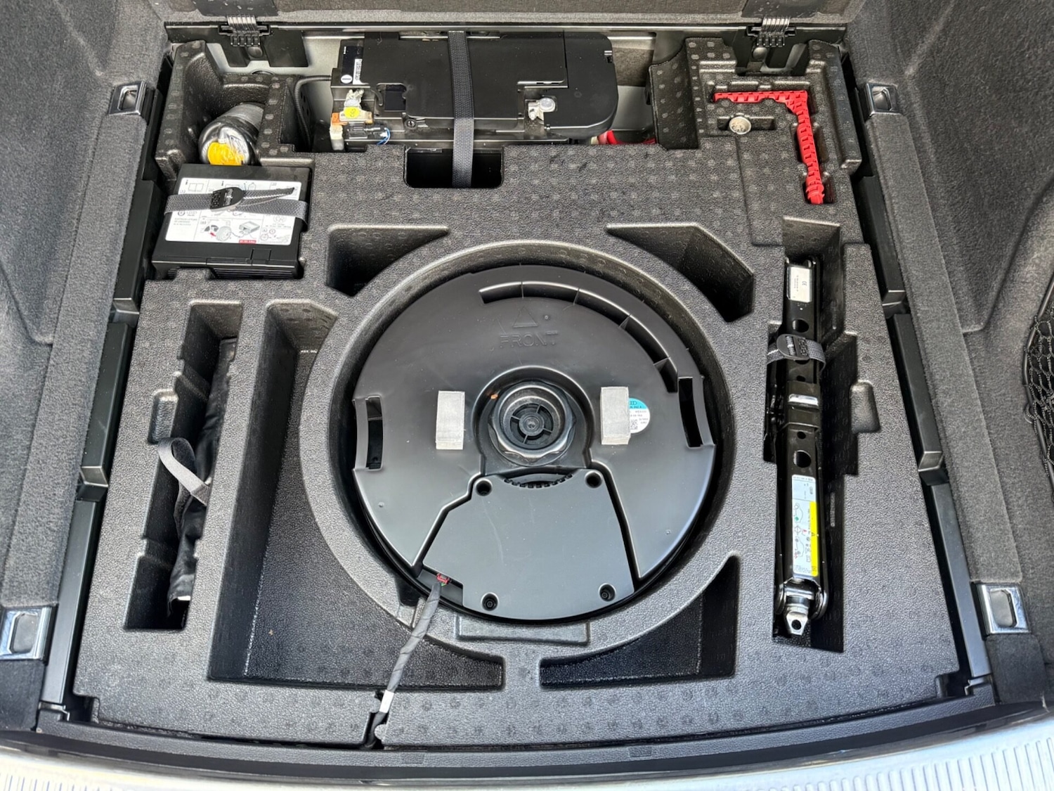 Used Audi Q5 2018 for sale - 76476854: Photo 56