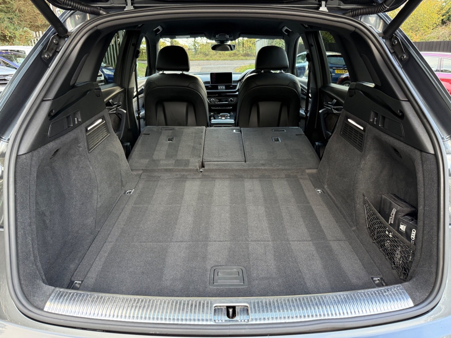 Used Audi Q5 2018 for sale - 76476854: Photo 57