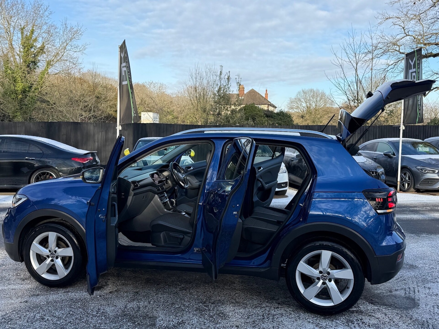 Used Volkswagen T-Cross 2021 for sale - 77117959: Photo 11