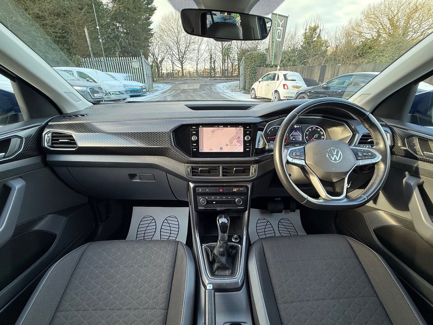 Used Volkswagen T-Cross 2021 for sale - 77117959: Photo 16