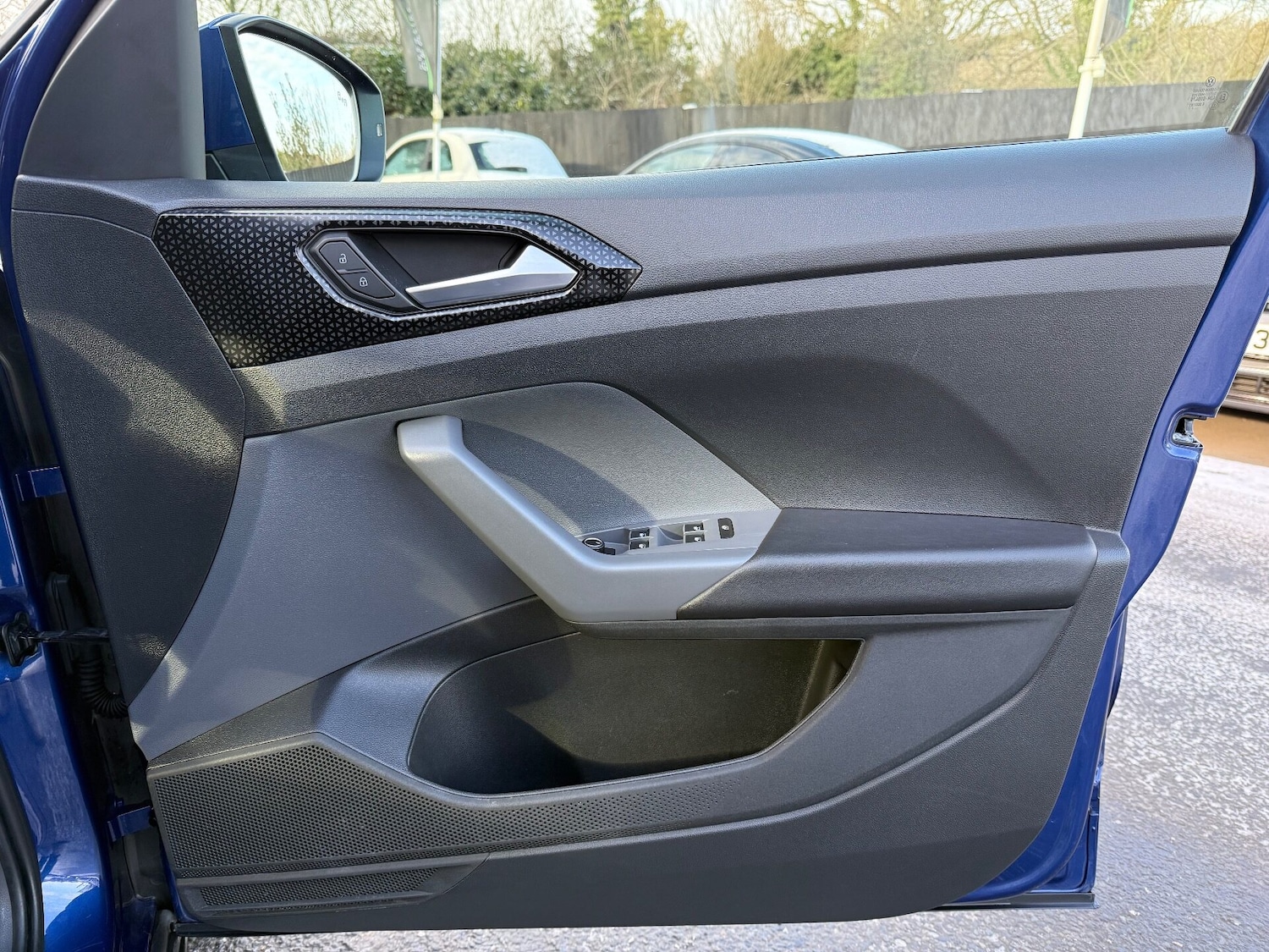 Used Volkswagen T-Cross 2021 for sale - 77117959: Photo 28