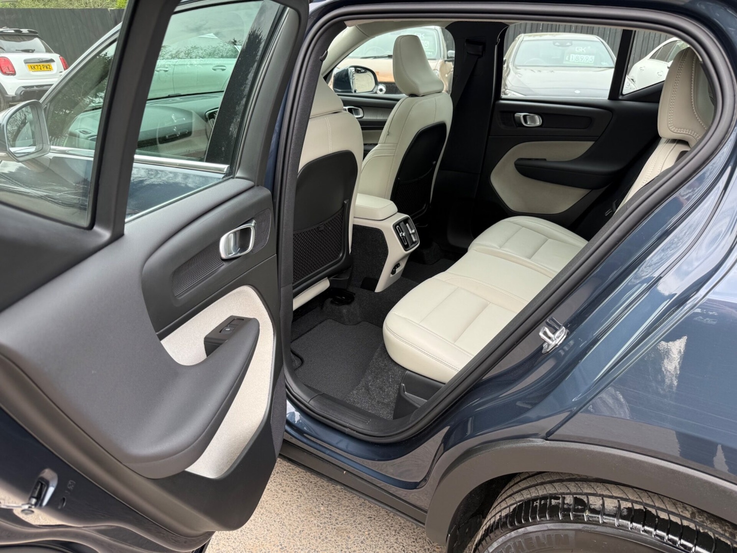 Used Volvo XC40 2020 for sale - 78201597: Photo 24