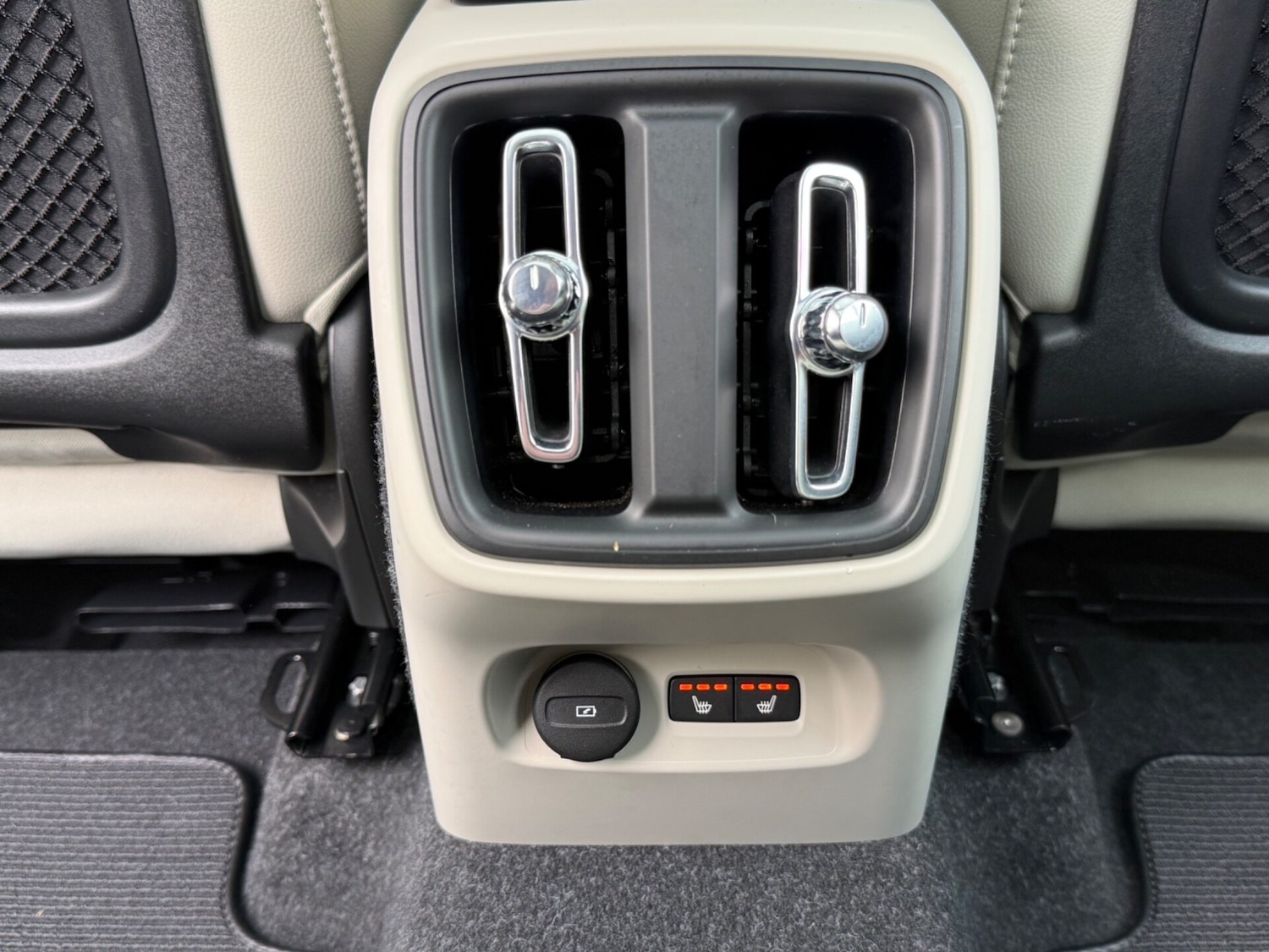 Used Volvo XC40 2020 for sale - 78201597: Photo 26