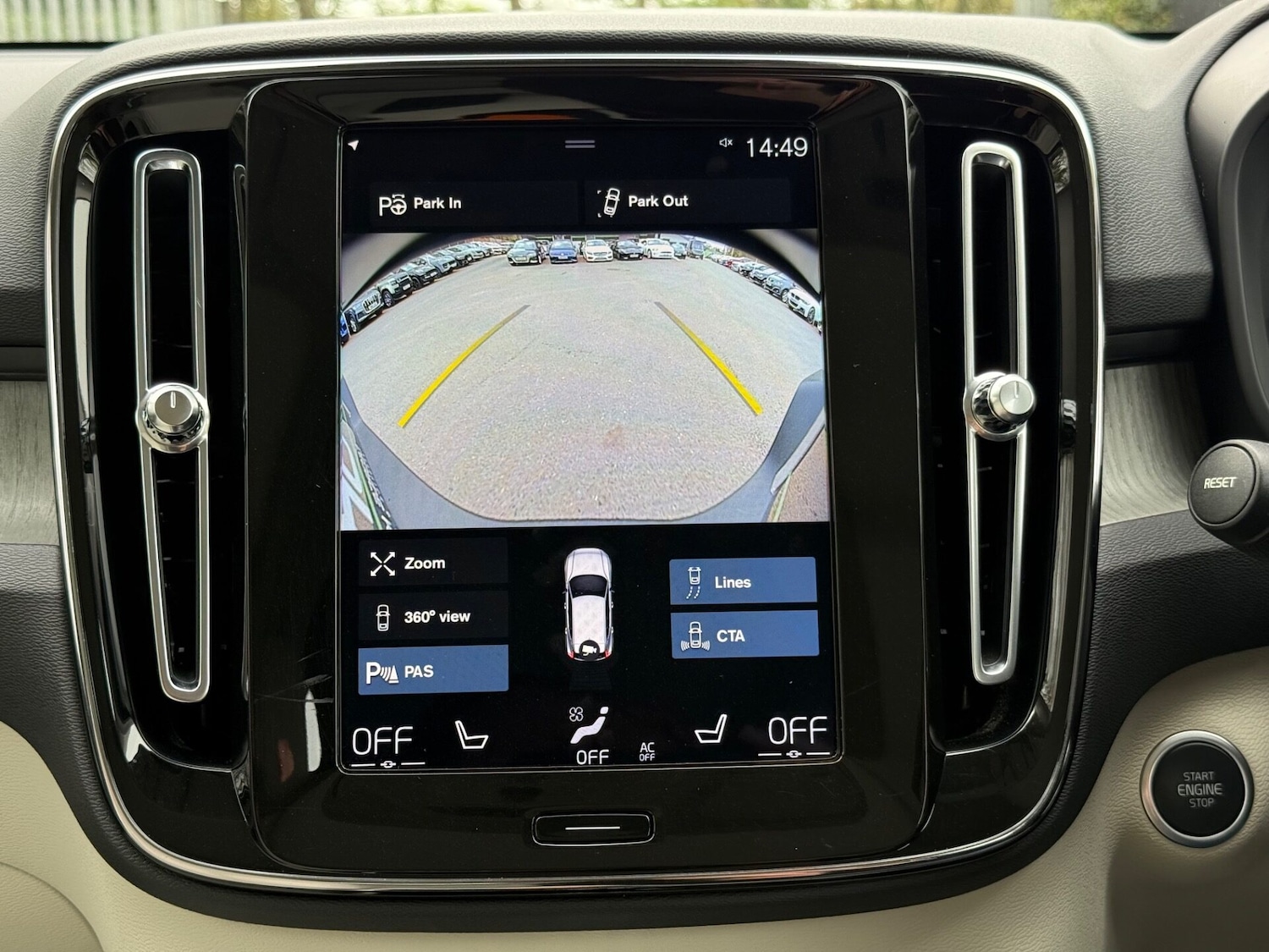 Used Volvo XC40 2020 for sale - 78201597: Photo 43