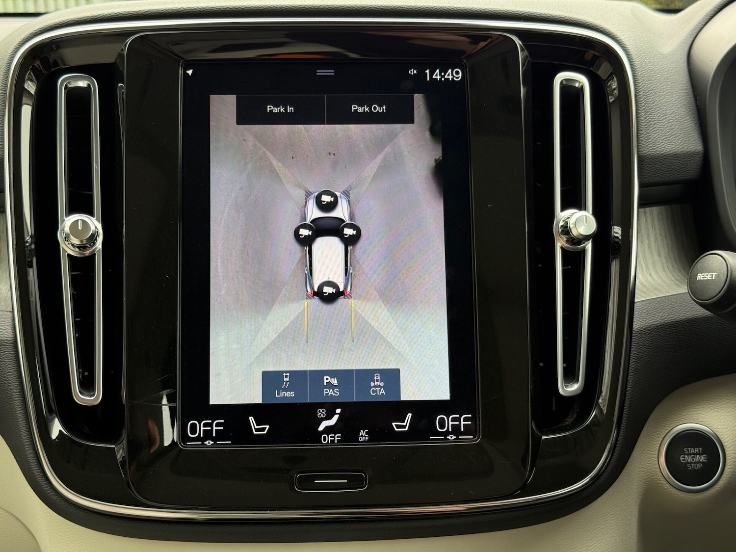 Used Volvo XC40 2020 for sale - 78201597: Photo 44