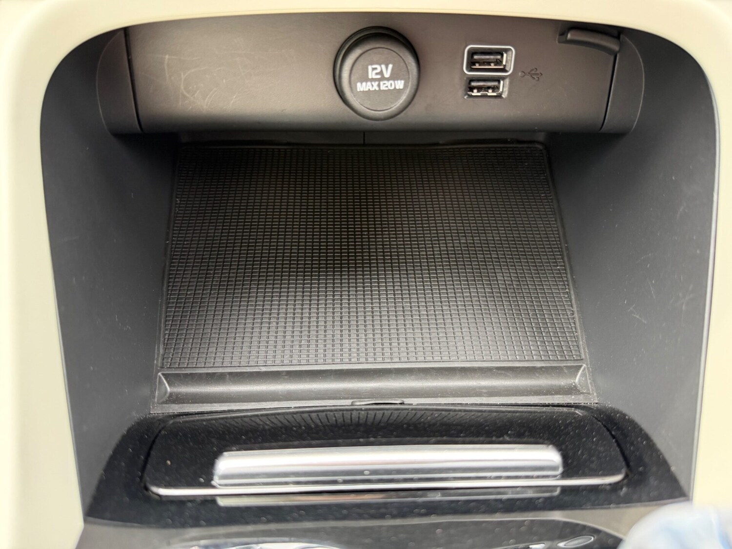 Used Volvo XC40 2020 for sale - 78201597: Photo 50