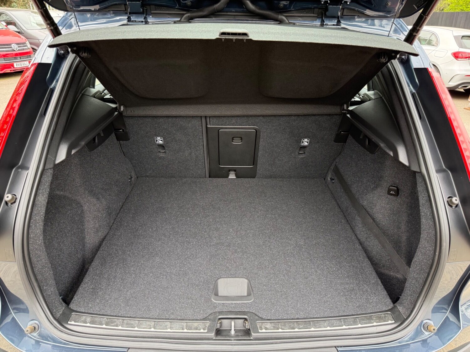 Used Volvo XC40 2020 for sale - 78201597: Photo 58