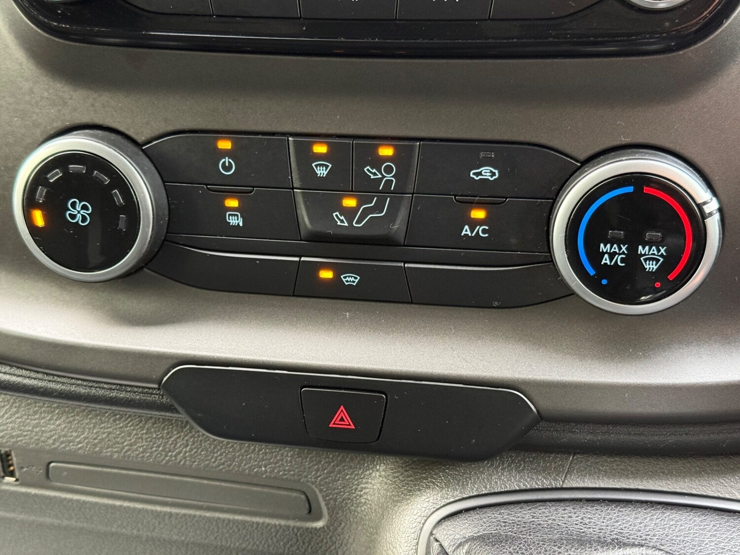 Used Ford Transit 2020 for sale - 76748083: Photo 27