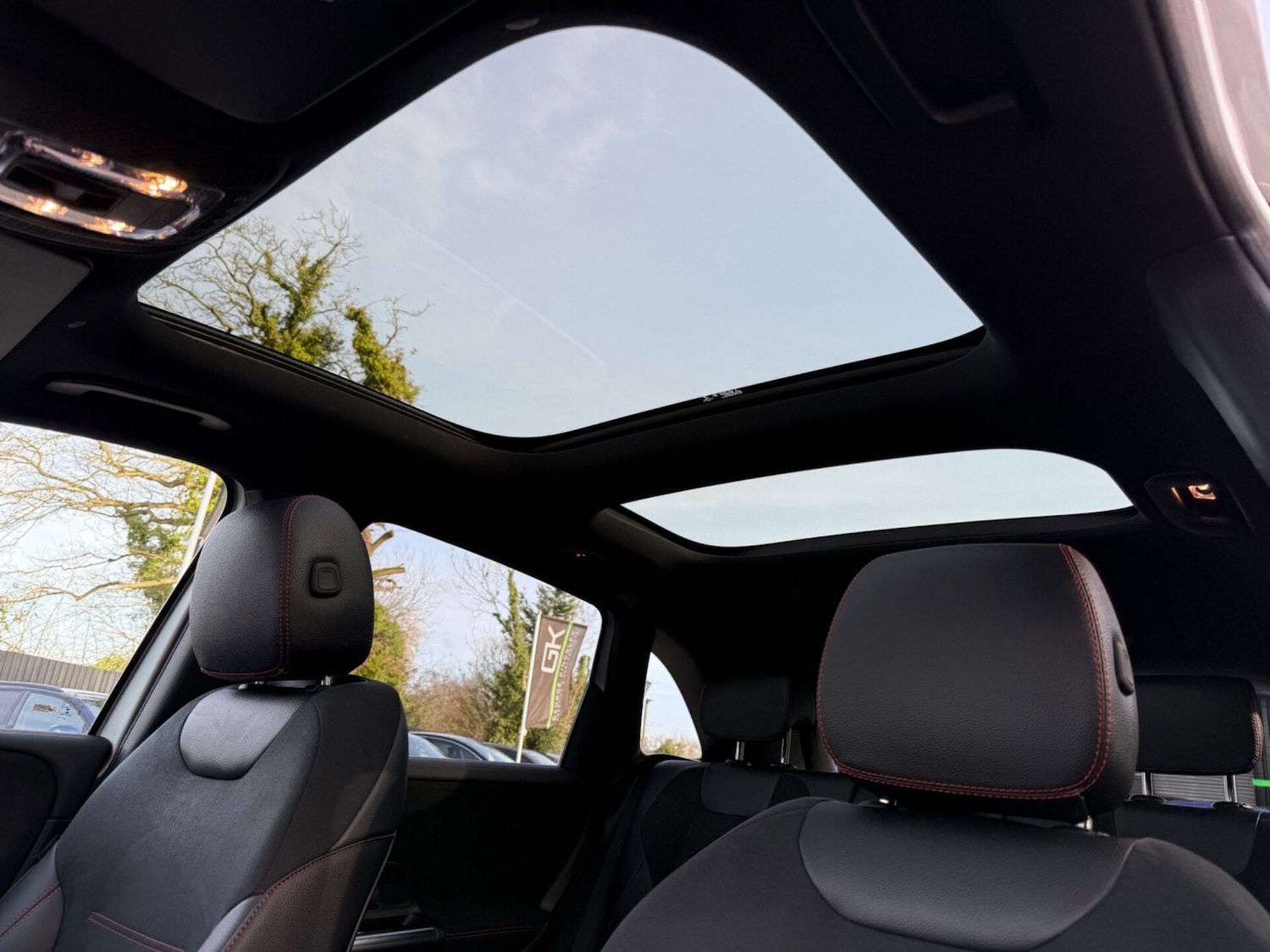 Used Mercedes-Benz B Class 2020 for sale - 77589880: Photo 3