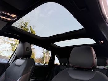 Used Mercedes-Benz B Class 2020 for sale - 77589880: Photo