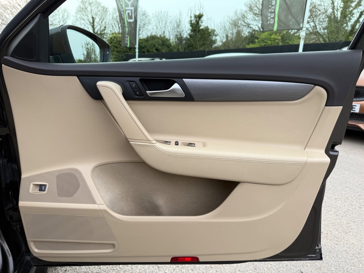 Used Volkswagen Passat 2014 for sale - 78218069: Photo 32