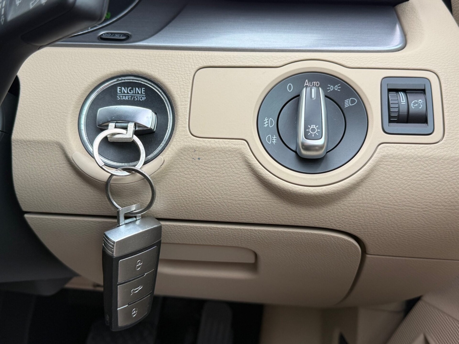 Used Volkswagen Passat 2014 for sale - 78218069: Photo 41