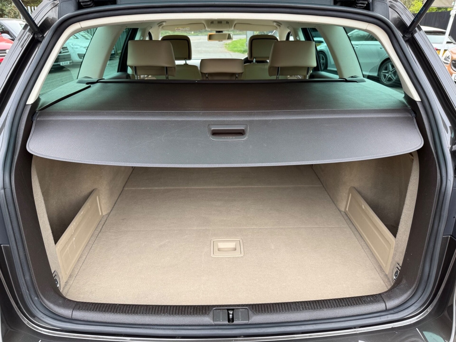 Used Volkswagen Passat 2014 for sale - 78218069: Photo 46