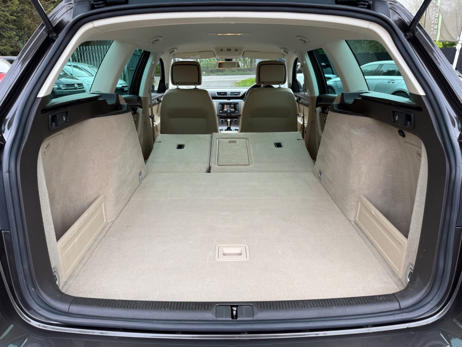 Used Volkswagen Passat 2014 for sale - 78218069: Photo 47