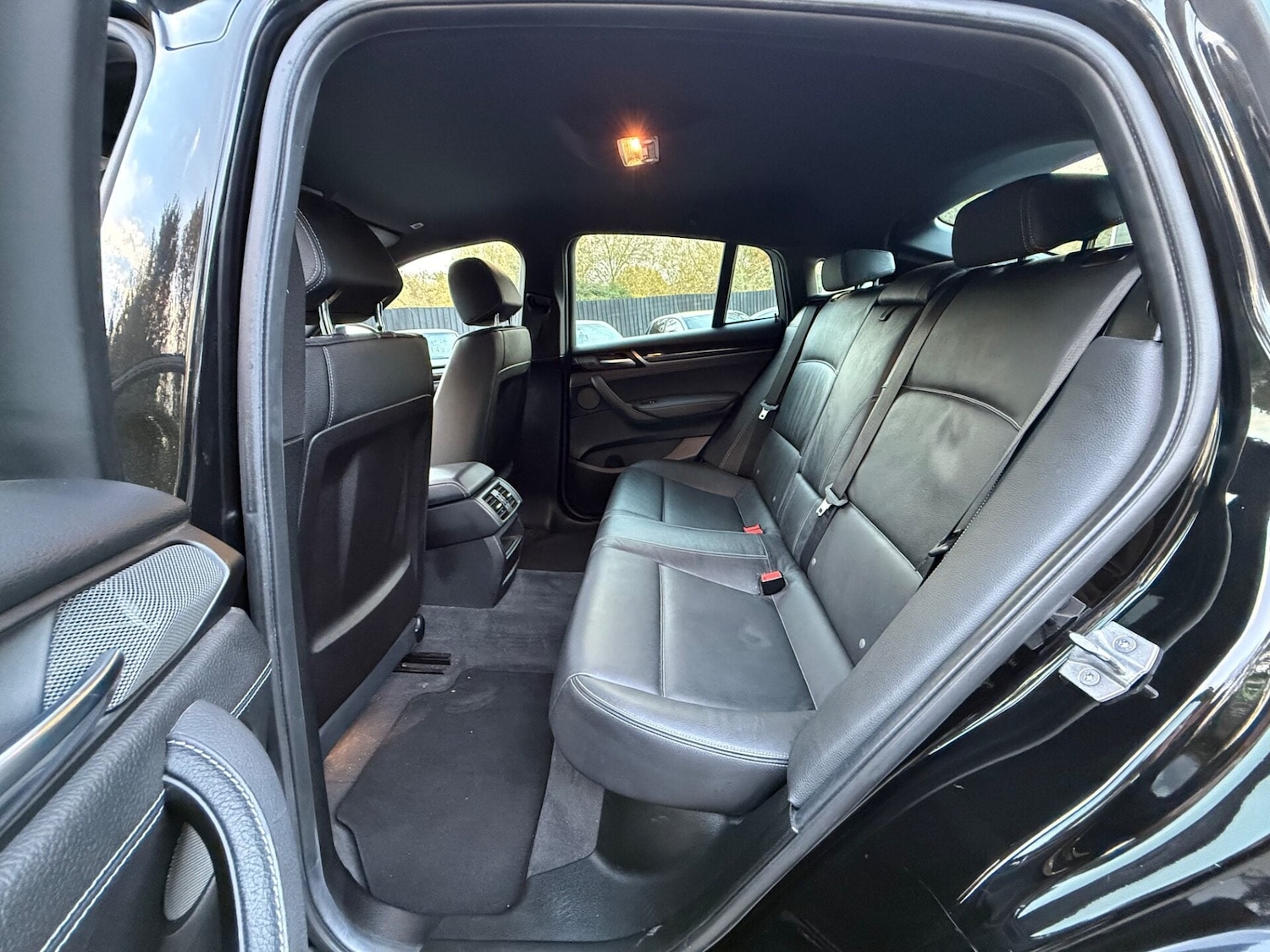 Used BMW X4 2017 for sale - 77365477: Photo 24