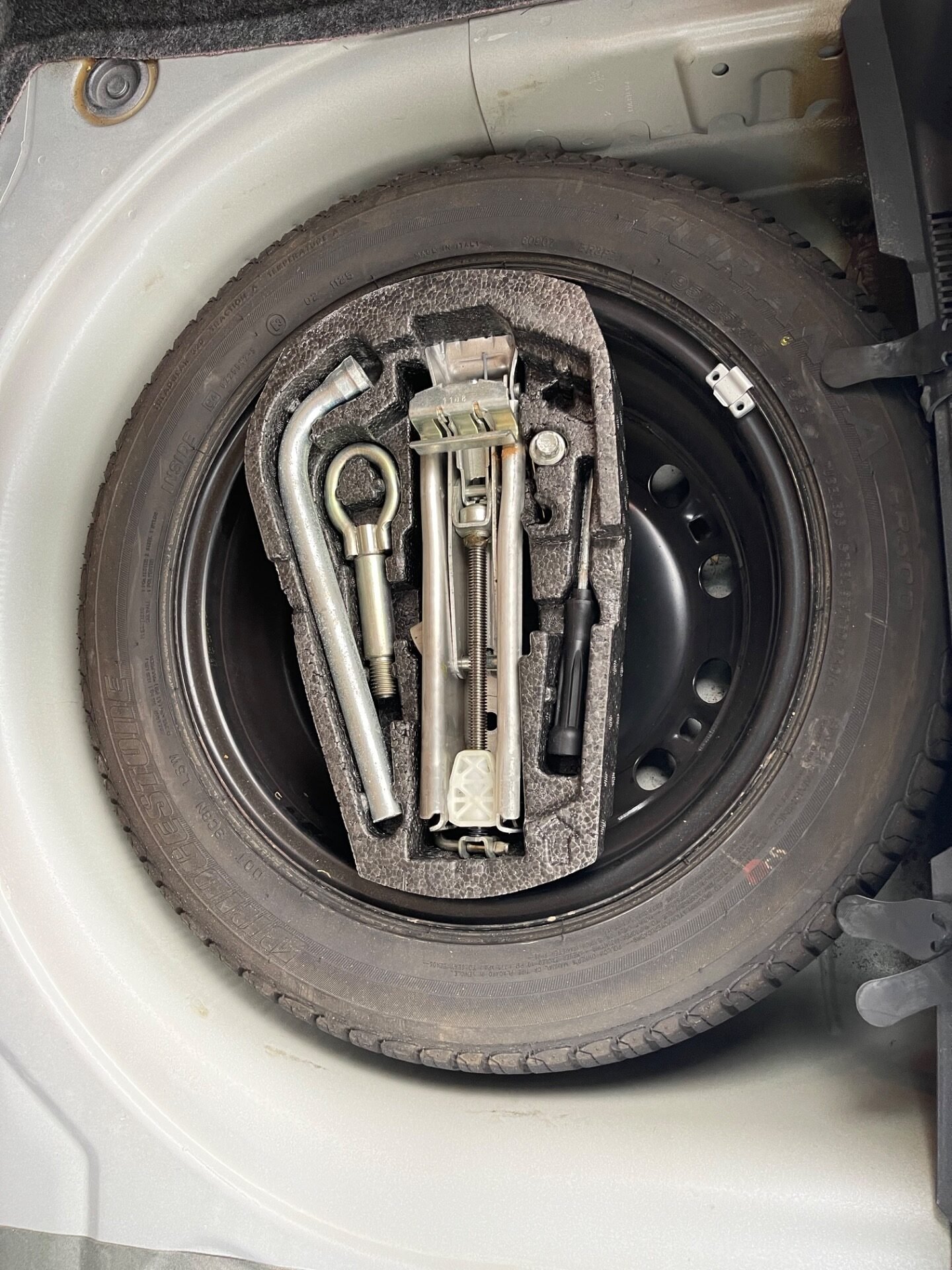 Used Volkswagen Polo 2008 for sale - 76762051: Photo 35