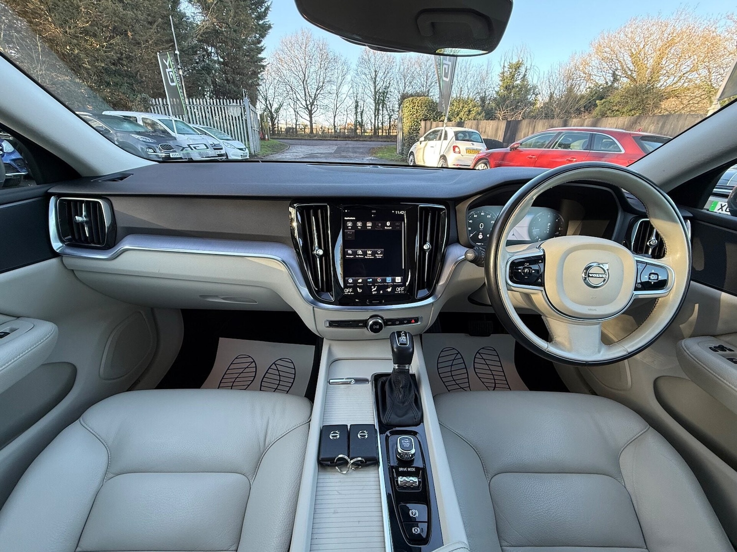 Used Volvo V60 2018 for sale - 77006568: Photo 12