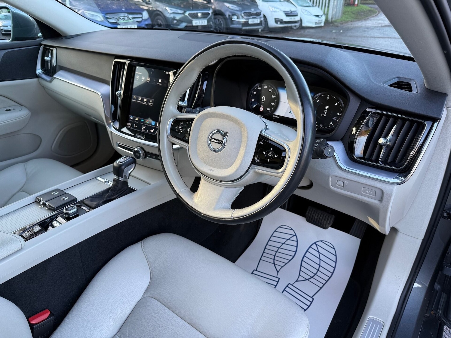 Used Volvo V60 2018 for sale - 77006568: Photo 13