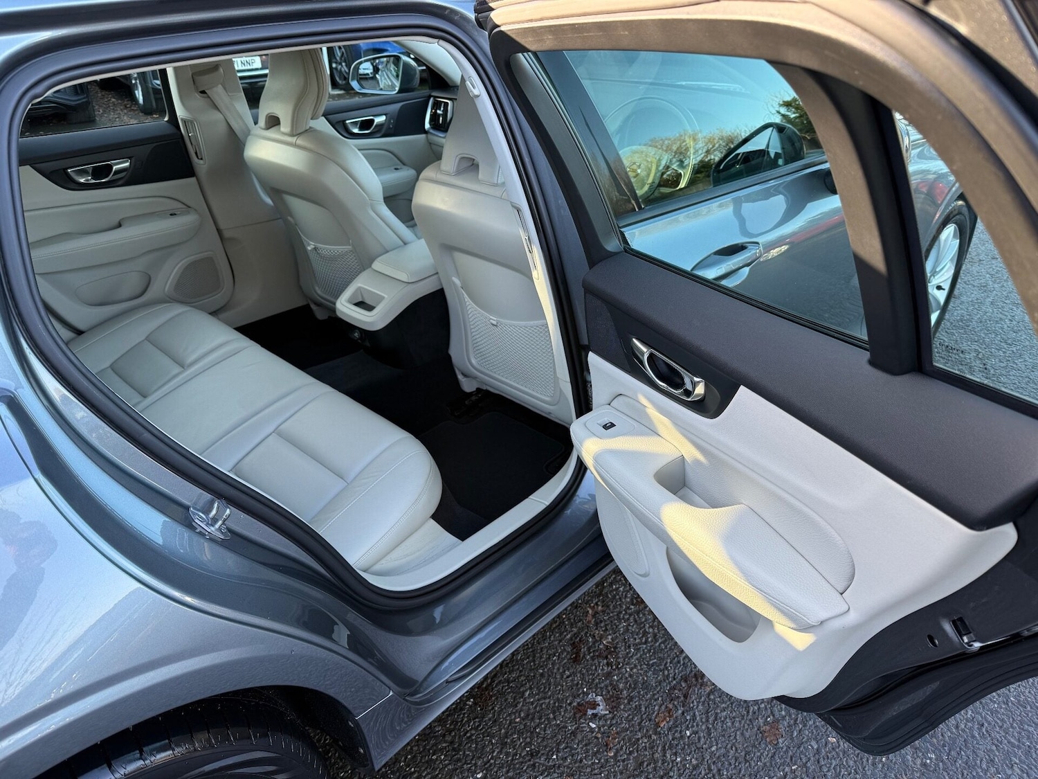 Used Volvo V60 2018 for sale - 77006568: Photo 26