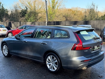 Used Volvo V60 2018 for sale - 77006568: Photo