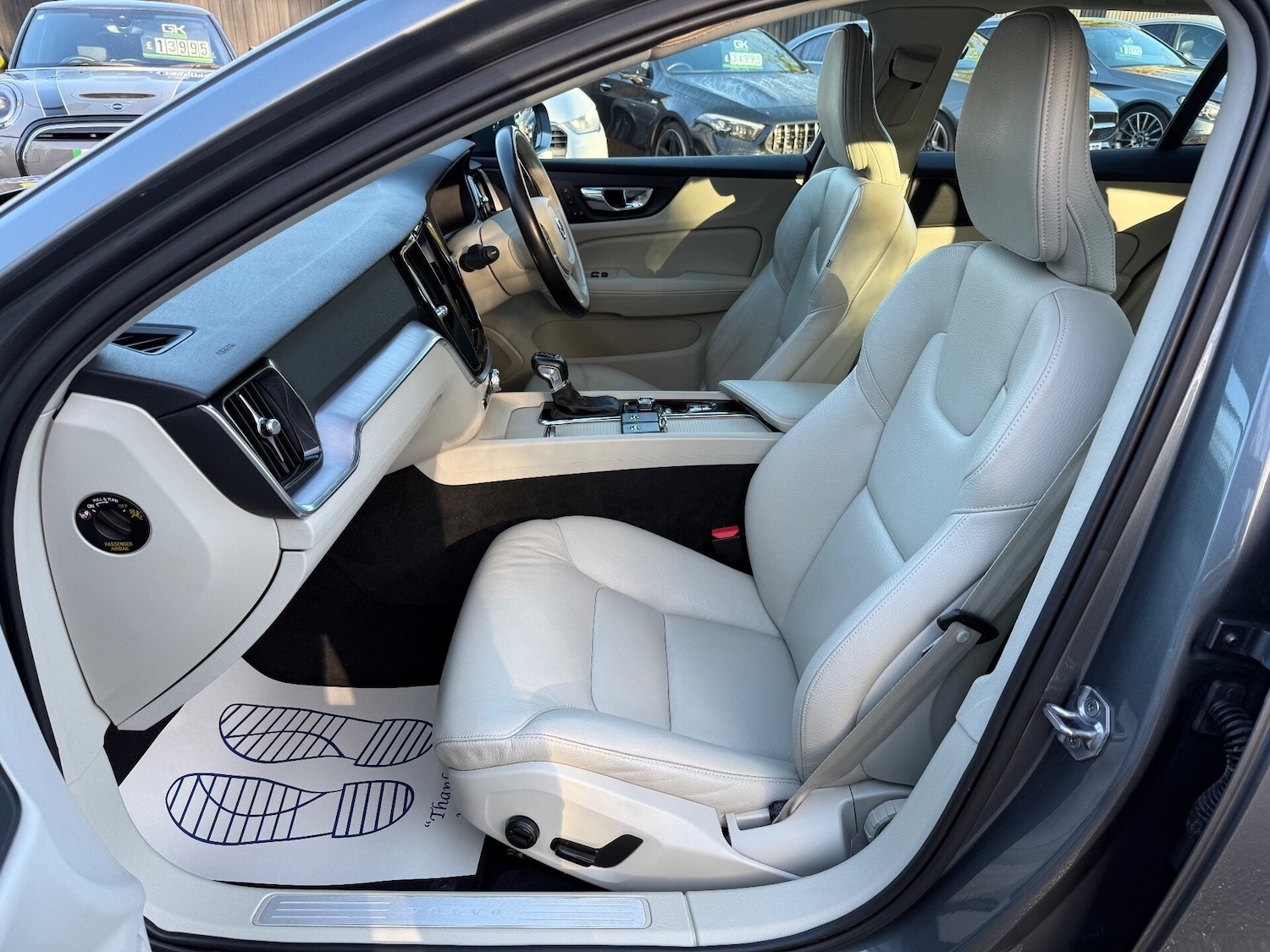 Used Volvo V60 2018 for sale - 77006568: Photo 3