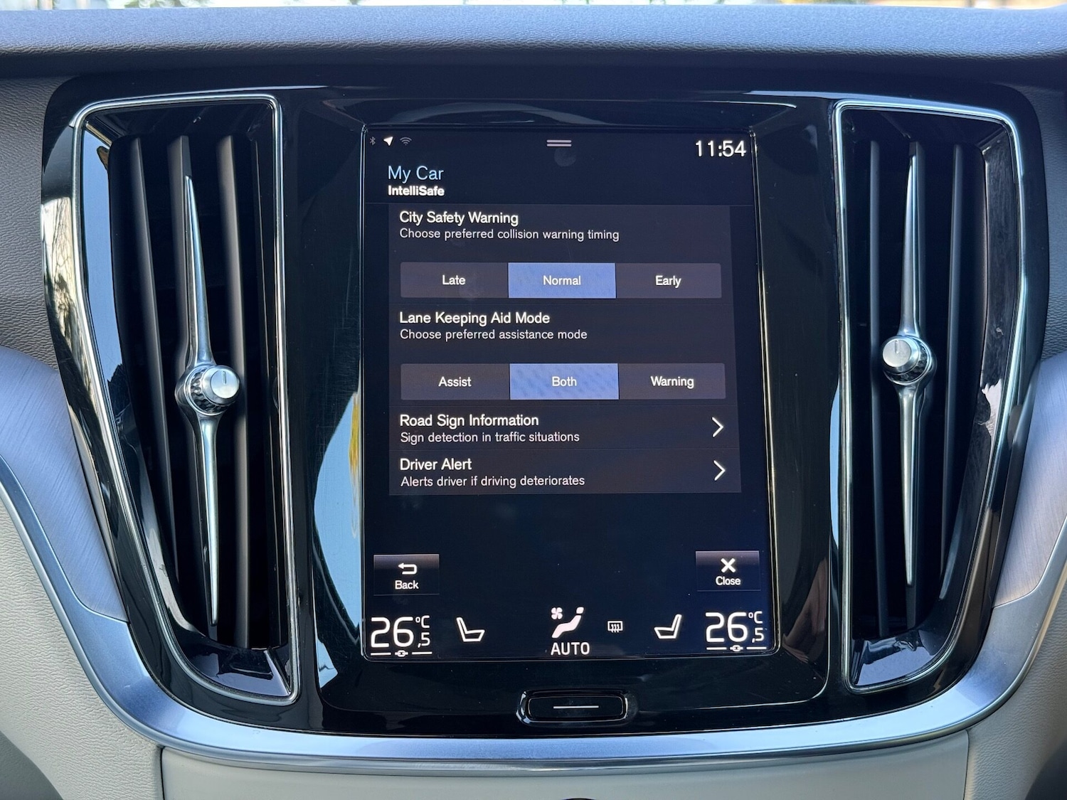 Used Volvo V60 2018 for sale - 77006568: Photo 43