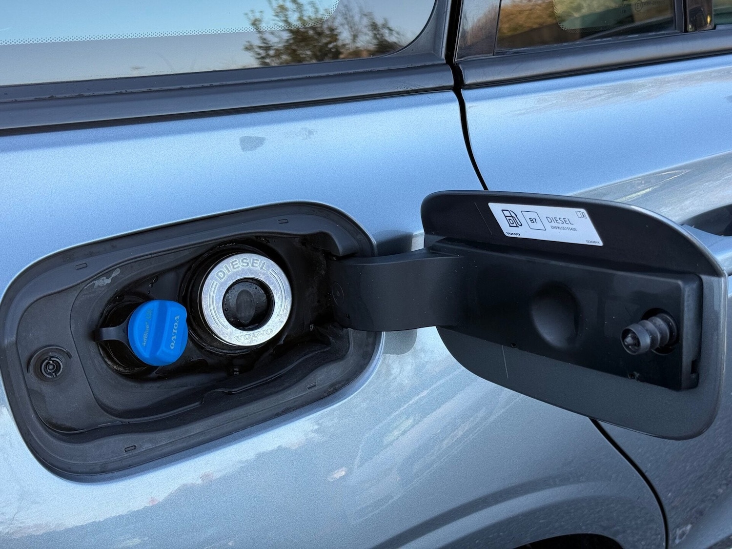 Used Volvo V60 2018 for sale - 77006568: Photo 62