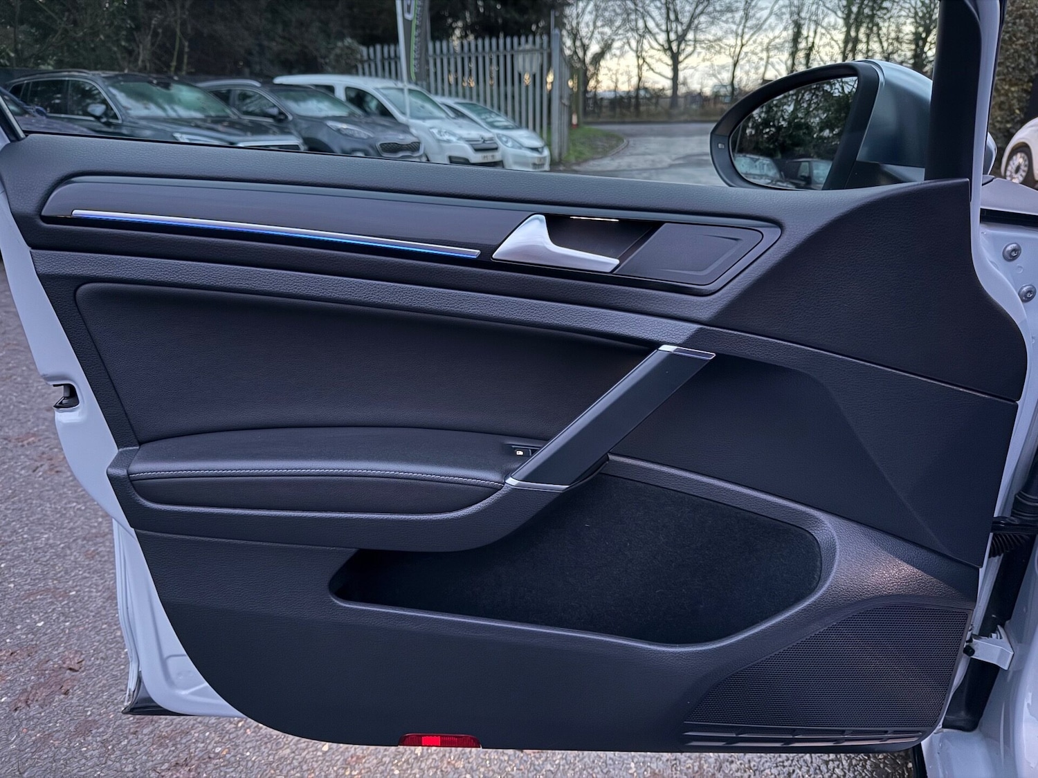 Used Volkswagen Golf 2019 for sale - 77024131: Photo 25