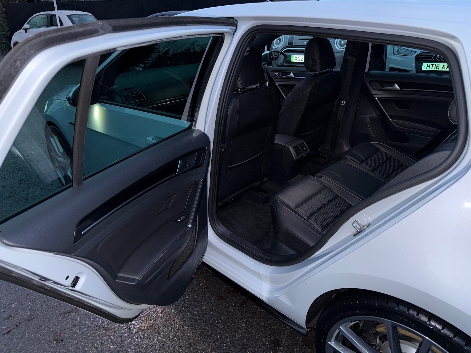 Used Volkswagen Golf 2019 for sale - 77024131: Photo 28