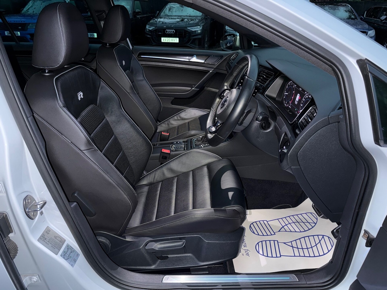 Used Volkswagen Golf 2019 for sale - 77024131: Photo 35